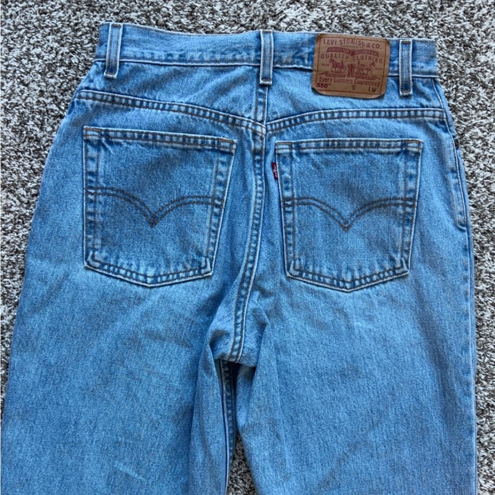 Levi’s 550 Relaxed Fit Tapered Leg Jeans | Vintage Wash | Size 10